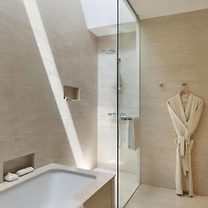 Prestige King Room